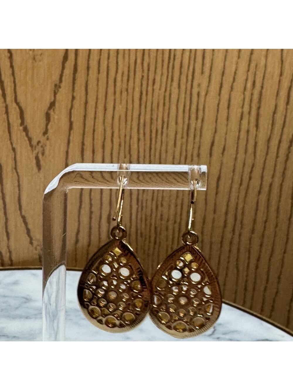 Earrings opulent vintage with backs